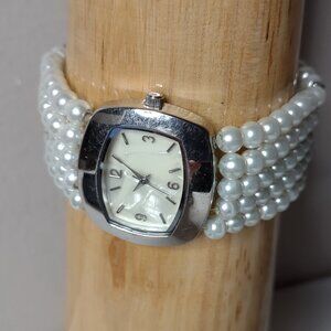 7 Inch Silver Tone And Faux Pearl Analog Watch